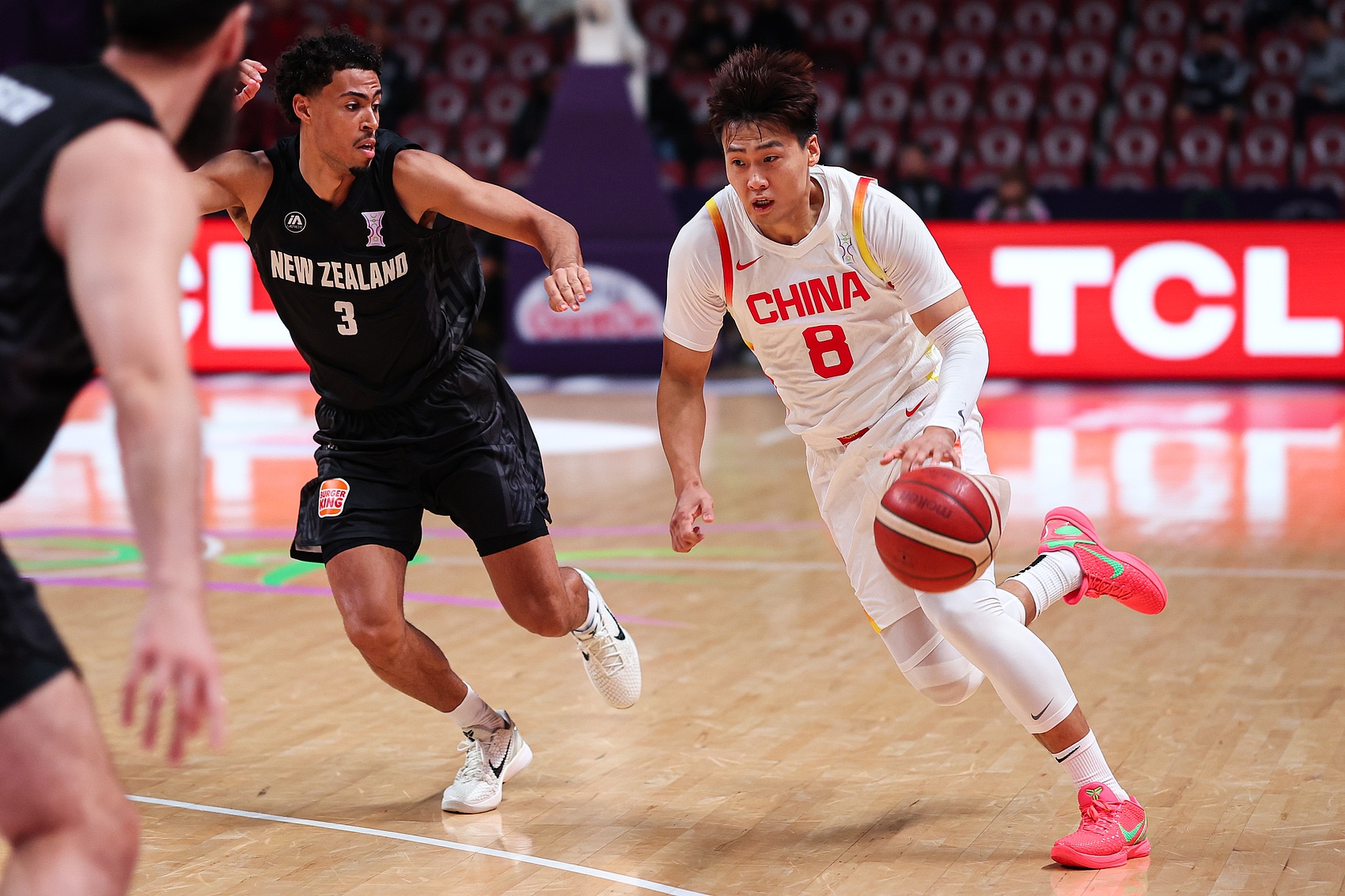 九游体育app-替补44-23！中国男篮12人轮换拉爆新西兰 我们正在拥抱着现代篮球