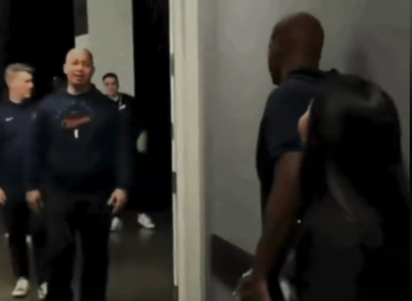 同样是对待球队老将，森林狼和快船的态度，却截然不同！