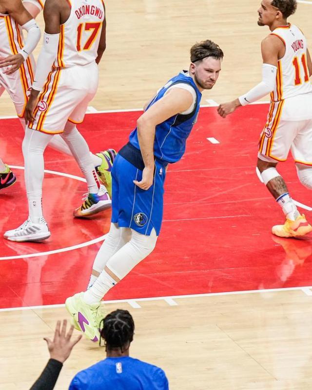 九游体育-【夜读】东契奇差点77