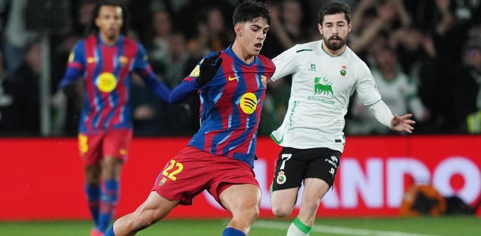 九游体育app-世体:卡萨多和贝尔纳尔愿意替补,他们对巴萨来说至关重要