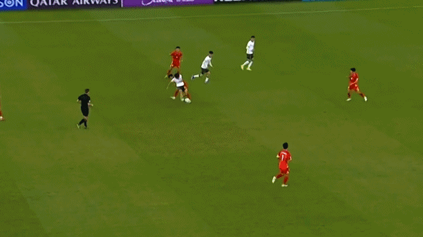 九游体育官网入口-热搜第一！创造历史！浙江19岁小伙最新回应：不怕日本队